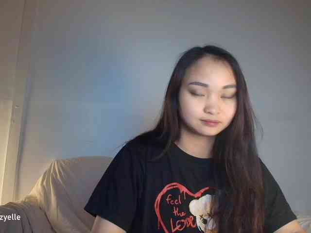 RozyElle webcam