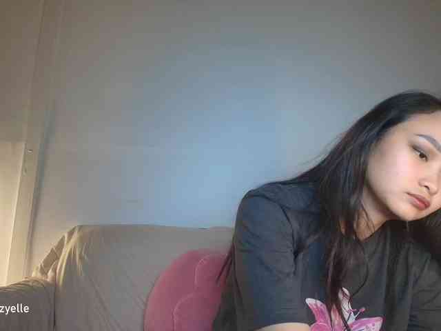 RozyElle webcam