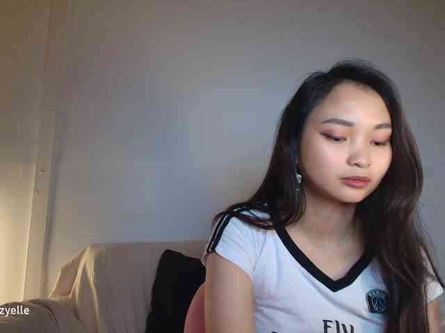 RozyElle webcam