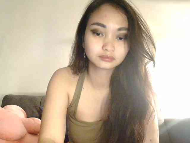 RozyElle webcam