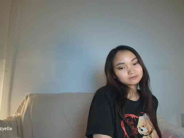 RozyElle webcam