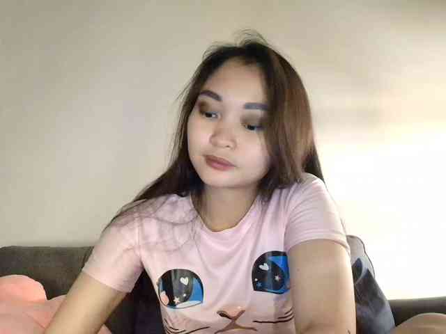 RozyElle webcam