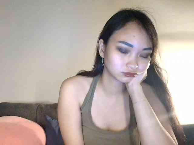 RozyElle webcam
