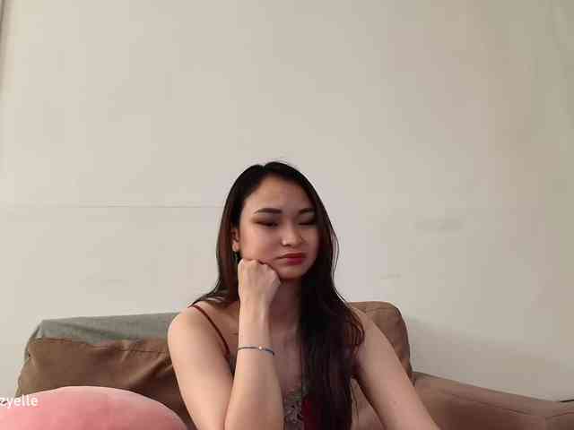 RozyElle webcam