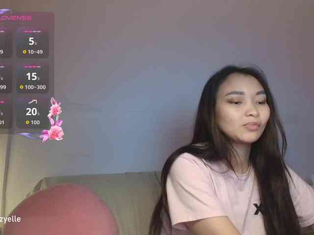 RozyElle webcam