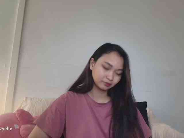 RozyElle webcam