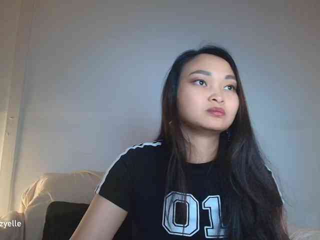 RozyElle webcam