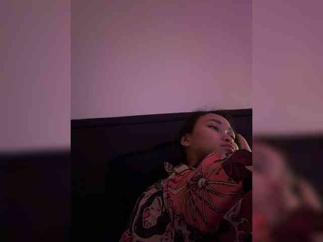 RozyElle webcam