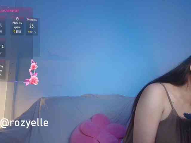 RozyElle webcam