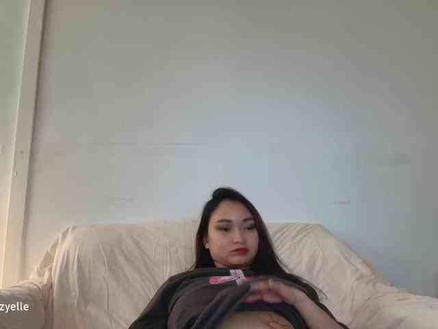 RozyElle webcam