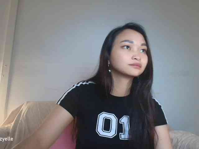RozyElle webcam