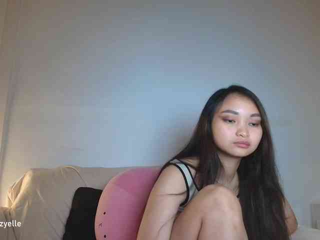 RozyElle webcam