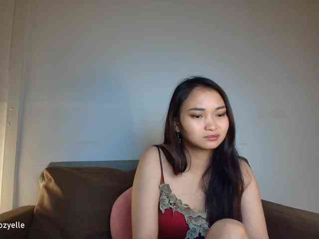RozyElle webcam