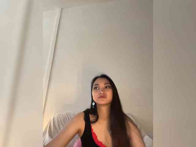 RozyElle webcam