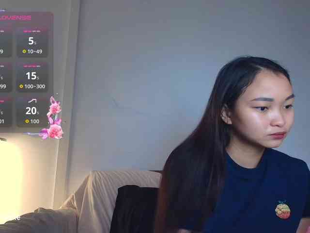 RozyElle webcam