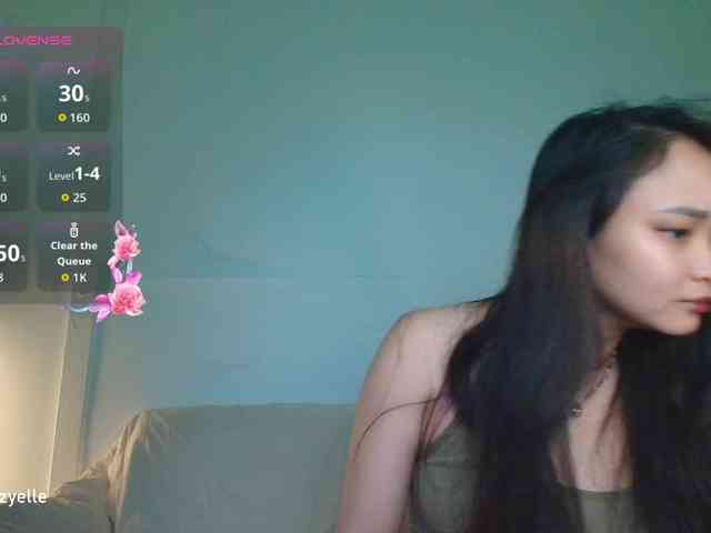 RozyElle webcam