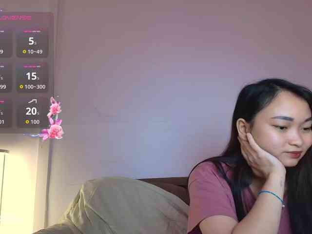 RozyElle webcam