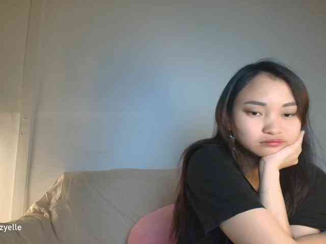 RozyElle webcam