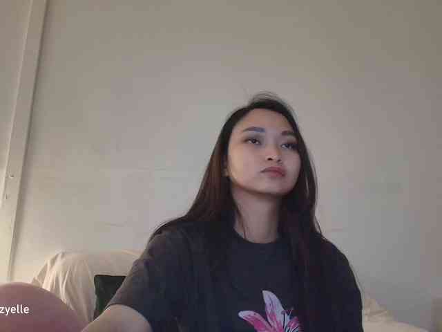 RozyElle webcam