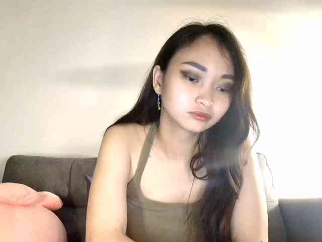 RozyElle webcam