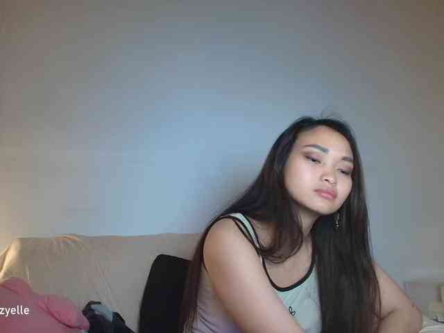 RozyElle webcam