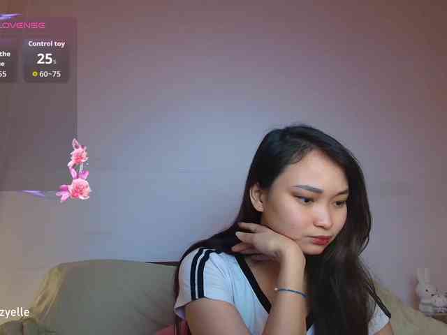 RozyElle webcam