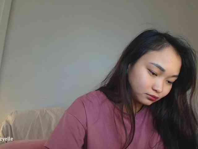 RozyElle webcam