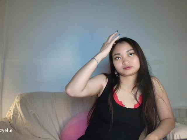 RozyElle webcam