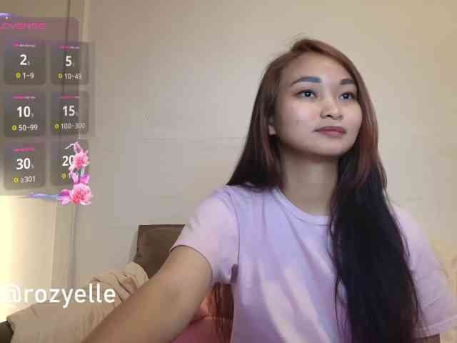 RozyElle webcam