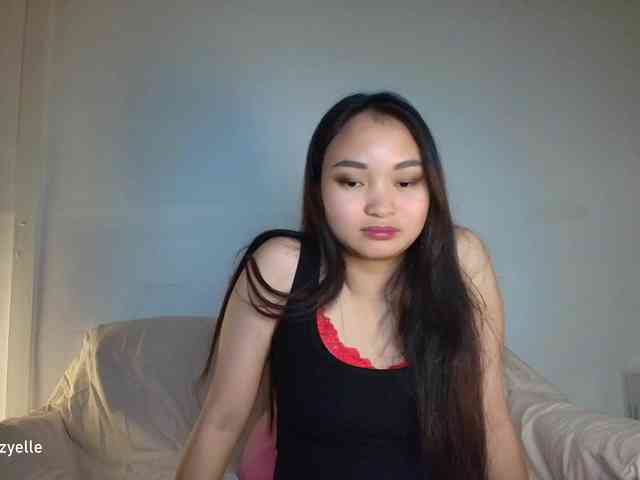 RozyElle webcam
