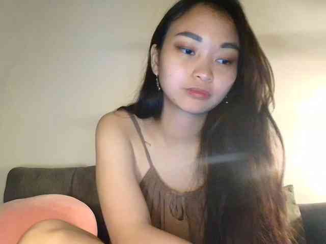 RozyElle webcam