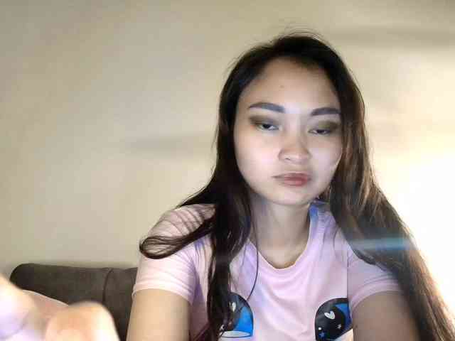 RozyElle webcam