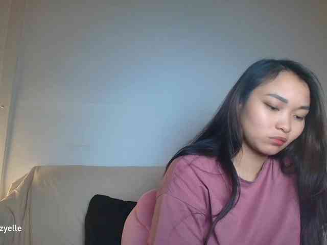 RozyElle webcam