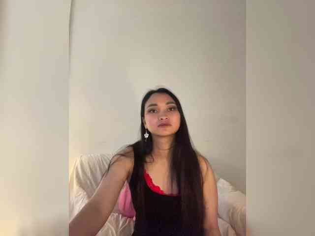 RozyElle webcam
