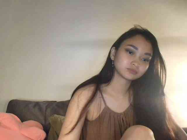 RozyElle webcam