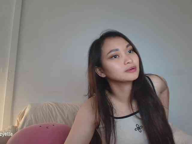 RozyElle webcam