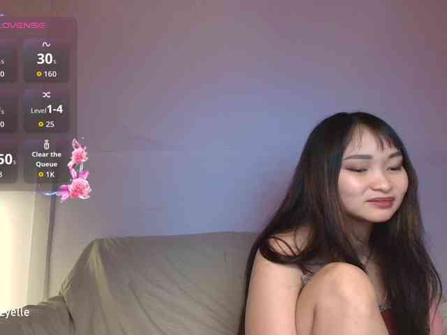 RozyElle webcam
