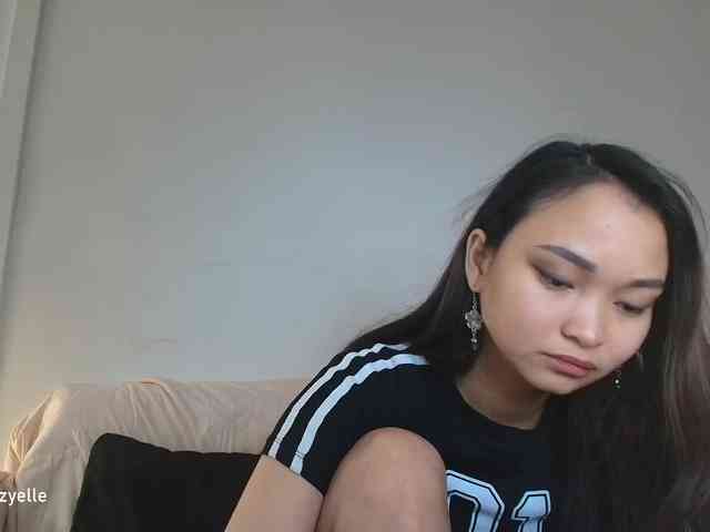 RozyElle webcam