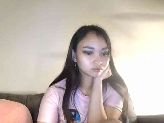 RozyElle webcam