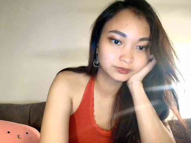 RozyElle webcam