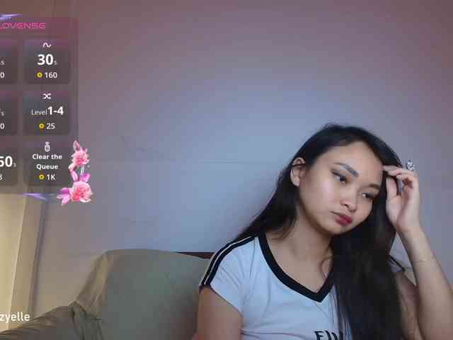 RozyElle webcam