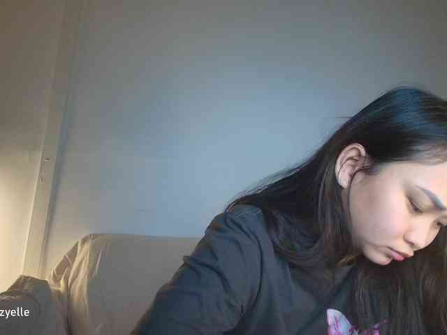 RozyElle webcam