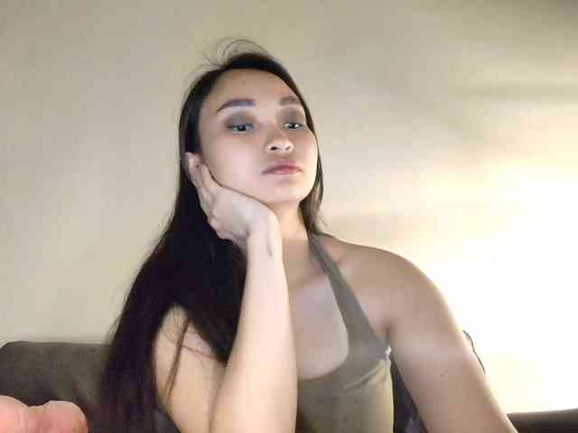 RozyElle webcam