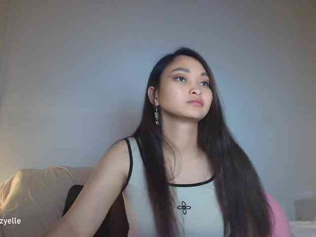 RozyElle webcam