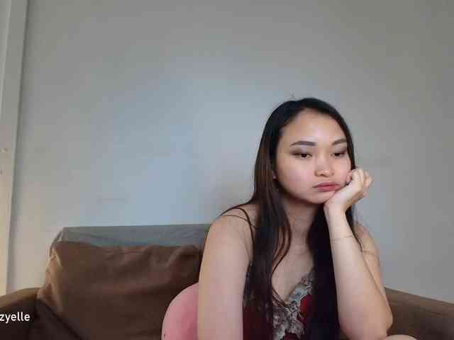 RozyElle webcam