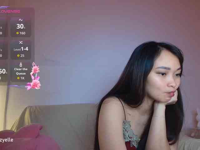 RozyElle webcam
