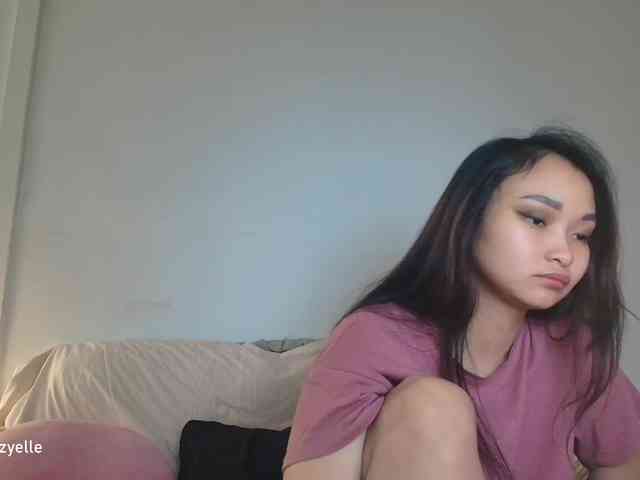 RozyElle webcam
