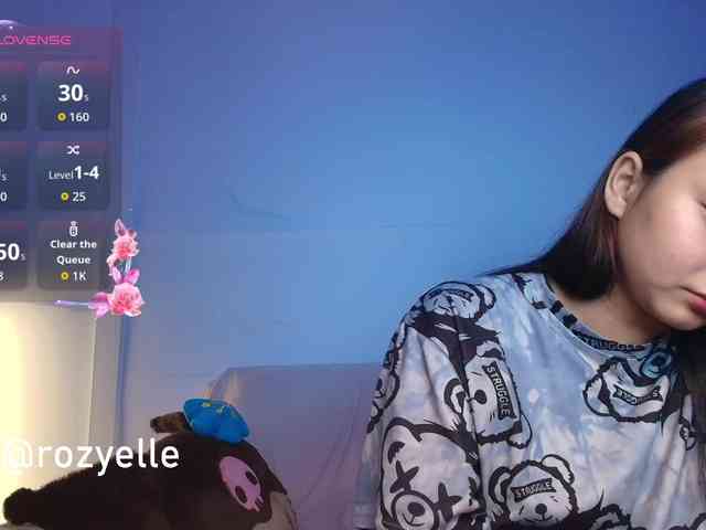 RozyElle webcam