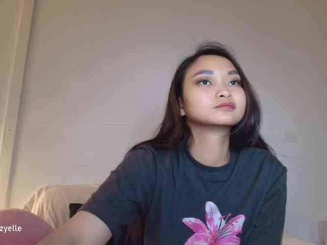 RozyElle webcam