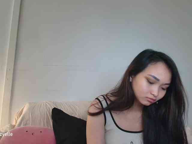RozyElle webcam